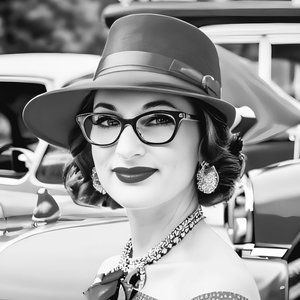 Meet your Posher, Amy